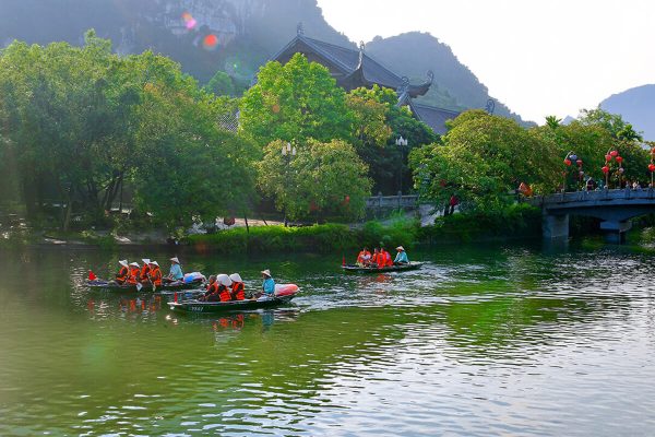 Ninh Binh Full-day at UNESCO Site by A Private Tour From Hanoi